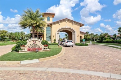 BEAUTIFUL, IMMACULATE & PRICED RIGHT! This end-unit COACH HOME on Bonita National Golf Course in Florida - for sale on GolfHomes.com, golf home, golf lot