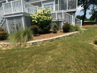 Welcome to this gorgeous executive single-story home made with on The Links At Stoney Point in South Carolina - for sale on GolfHomes.com, golf home, golf lot