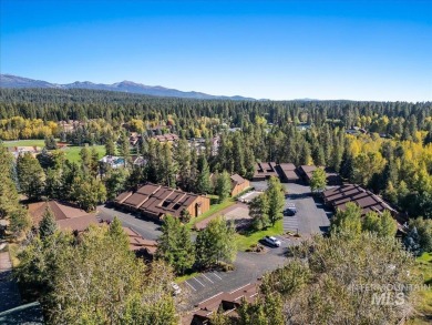 Welcome to your personal low maintenance getaway in beautiful on McCall Municipal Golf Course in Idaho - for sale on GolfHomes.com, golf home, golf lot