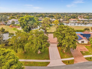 Step into a 1970s time capsule with serious upside in Sherwood on  in Florida - for sale on GolfHomes.com, golf home, golf lot