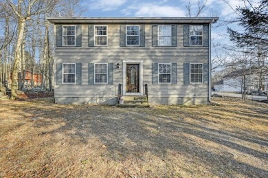 Pocono Investment Opportunity! Well Maintained Sun-Lit Home on Pocono Farms Country Club in Pennsylvania - for sale on GolfHomes.com, golf home, golf lot