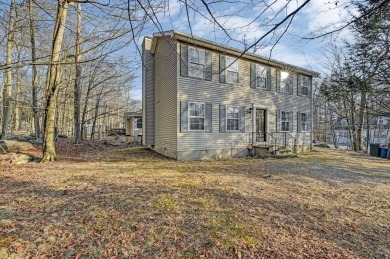 Pocono Investment Opportunity! Well Maintained Sun-Lit Home on Pocono Farms Country Club in Pennsylvania - for sale on GolfHomes.com, golf home, golf lot