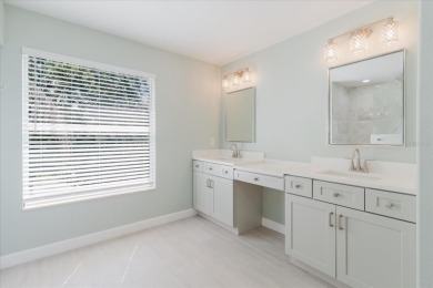 Welcome to Thousand Oaks in Beautiful Trinity, Florida!

This on Fox Hollow Golf Club in Florida - for sale on GolfHomes.com, golf home, golf lot