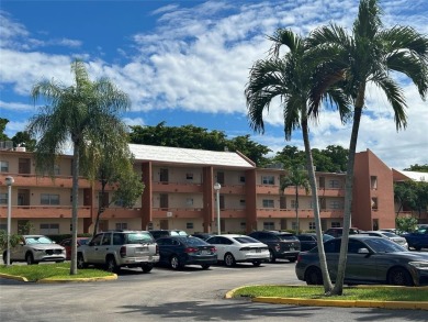 Do not miss this stunning fully remodeled condo.  1 bed, 1.5 on Colony West Country Club in Florida - for sale on GolfHomes.com, golf home, golf lot