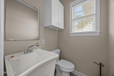 This custom-built brick home has been exceptionally cared for on Brunswick Plantation and Golf Resorts in North Carolina - for sale on GolfHomes.com, golf home, golf lot