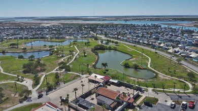 This home is ideally located just a few lots from the on Long Island Golf Course in Texas - for sale on GolfHomes.com, golf home, golf lot