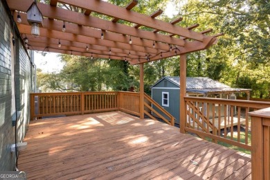 Come check out this well-cared for extra-large 3 bedroom 2 bath on East Lake Golf Club in Georgia - for sale on GolfHomes.com, golf home, golf lot