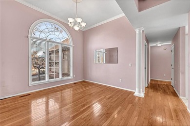 Discover an incredible opportunity to personalize this home and on Bella Vista Country Club - Scottsdale in Arkansas - for sale on GolfHomes.com, golf home, golf lot