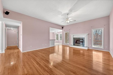 Discover an incredible opportunity to personalize this home and on Bella Vista Country Club - Scottsdale in Arkansas - for sale on GolfHomes.com, golf home, golf lot