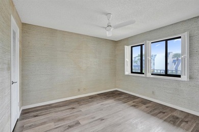 Located in an all-ages community, this spacious 2-bedroom on Fountains Golf and Country Club in Florida - for sale on GolfHomes.com, golf home, golf lot