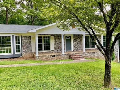 Possible owner financing! Come check out this move in ready on Anniston Municipal Golf Course in Alabama - for sale on GolfHomes.com, golf home, golf lot