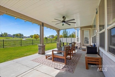 Welcome to this beautifully maintained home situated on the on Hunters Point Golf Club in Idaho - for sale on GolfHomes.com, golf home, golf lot