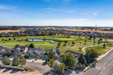 Welcome to this beautifully maintained home situated on the on Hunters Point Golf Club in Idaho - for sale on GolfHomes.com, golf home, golf lot