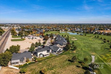 Welcome to this beautifully maintained home situated on the on Hunters Point Golf Club in Idaho - for sale on GolfHomes.com, golf home, golf lot