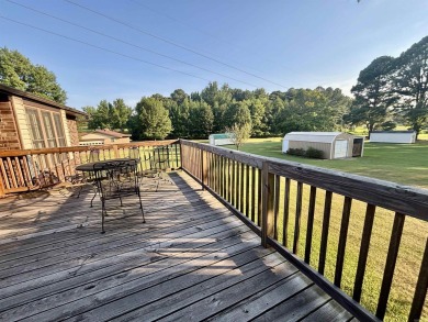 Beautiful home with golf course view.  This home is 2 br/2 Ba on Bald Knob Country Club in Arkansas - for sale on GolfHomes.com, golf home, golf lot