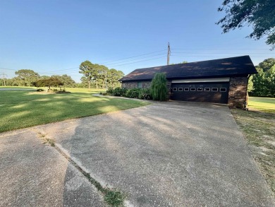 Beautiful home with golf course view.  This home is 2 br/2 Ba on Bald Knob Country Club in Arkansas - for sale on GolfHomes.com, golf home, golf lot