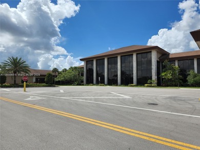 Discover this bright and spacious 2-bedroom, 2 bath condo with on Flamingo Lakes Country Club in Florida - for sale on GolfHomes.com, golf home, golf lot