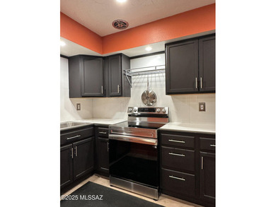 Range marketing $119,000-125,000. This beautifully remodeled on Randolph Park Golf Courses in Arizona - for sale on GolfHomes.com, golf home, golf lot