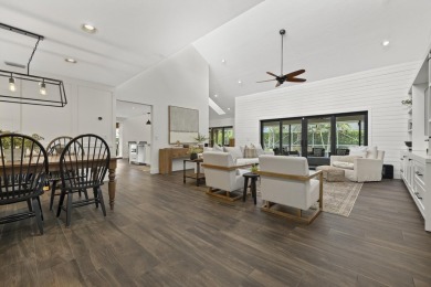 Come see this great cul-de-sac house in the desired neighborhood on The Wanderers Club in Florida - for sale on GolfHomes.com, golf home, golf lot