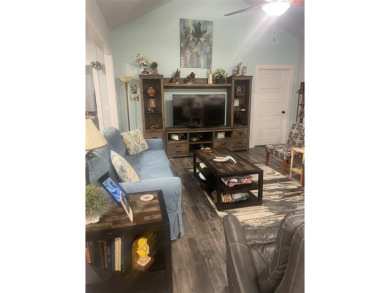 Highly desirable location in Huntington Park adjacent to on Franklin Country Club in Kentucky - for sale on GolfHomes.com, golf home, golf lot