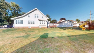 Welcome to 934 W Cedar St in Cherokee, IA!! This spacious home on Cherokee Golf and Country Club in Iowa - for sale on GolfHomes.com, golf home, golf lot