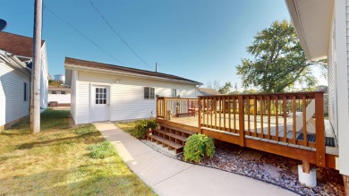 Welcome to 934 W Cedar St in Cherokee, IA!! This spacious home on Cherokee Golf and Country Club in Iowa - for sale on GolfHomes.com, golf home, golf lot