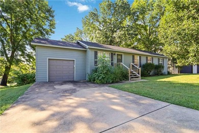 Discover your perfect retreat on Bella Vista's prestigious Back on Bella Vista - Metfield Golf Complex and Country Club in Arkansas - for sale on GolfHomes.com, golf home, golf lot