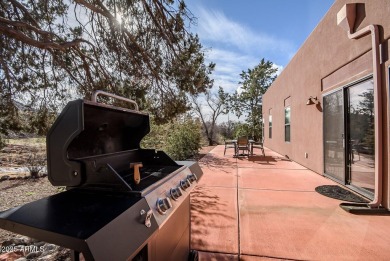 Stunning single-level 3 bed, 2.5 bath Sedona home with on Canyon Mesa Country Club in Arizona - for sale on GolfHomes.com, golf home, golf lot
