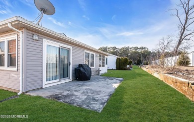 Welcome to this beautifully maintained 2-bedroom, 2-bathroom on Lions Head Country Club in New Jersey - for sale on GolfHomes.com, golf home, golf lot