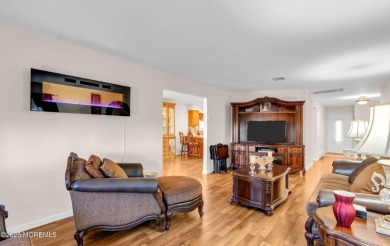Welcome to this beautifully maintained 2-bedroom, 2-bathroom on Lions Head Country Club in New Jersey - for sale on GolfHomes.com, golf home, golf lot