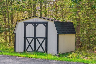 Welcome to 115 Blackfoot Lane, within the highly desirable on Pocono Farms Country Club in Pennsylvania - for sale on GolfHomes.com, golf home, golf lot