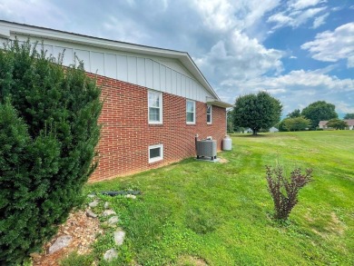 Nestled in an established neighborhood near the Wytheville golf on Wytheville Golf Club, Inc. in Virginia - for sale on GolfHomes.com, golf home, golf lot