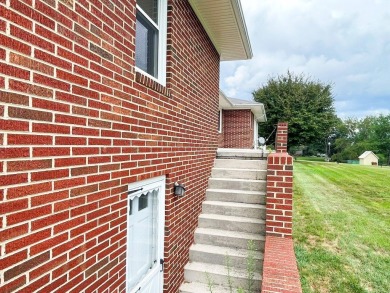 Nestled in an established neighborhood near the Wytheville golf on Wytheville Golf Club, Inc. in Virginia - for sale on GolfHomes.com, golf home, golf lot