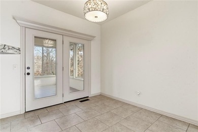 Where comfort meets the Bella Vista lifestyle, this inviting on Bella Vista - Metfield Golf Complex and Country Club in Arkansas - for sale on GolfHomes.com, golf home, golf lot