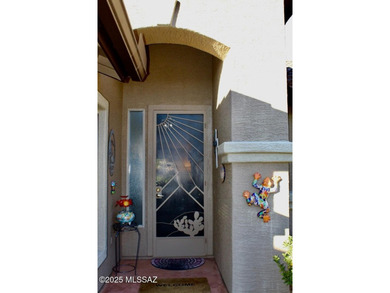 Welcome to this extended Loredo model with  larger dining, den & on Quail Creek Country Club  in Arizona - for sale on GolfHomes.com, golf home, golf lot