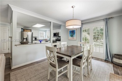 This beautifully updated 2 BR, 2 BA flat in the sought-after on Shipyard Golf Club in South Carolina - for sale on GolfHomes.com, golf home, golf lot
