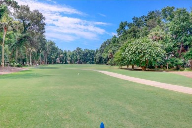 This beautifully updated 2 BR, 2 BA flat in the sought-after on Shipyard Golf Club in South Carolina - for sale on GolfHomes.com, golf home, golf lot