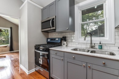 Bright, airy, and updated 4 bed, 2.5 bath Galena Territory on Eagle Ridge Inn and Resort in Illinois - for sale on GolfHomes.com, golf home, golf lot