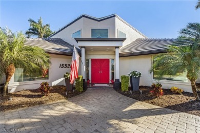 Incredible custom built estate home on an interior .62 acre cul on Fiddlesticks Country Club in Florida - for sale on GolfHomes.com, golf home, golf lot