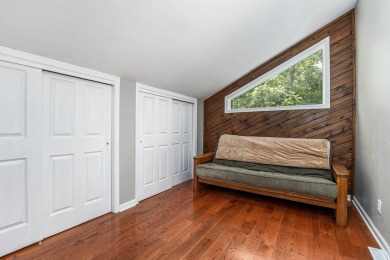 Bright, airy, and updated 4 bed, 2.5 bath Galena Territory on Eagle Ridge Inn and Resort in Illinois - for sale on GolfHomes.com, golf home, golf lot