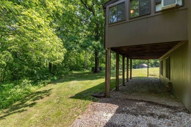 Bright, airy, and updated 4 bed, 2.5 bath Galena Territory on Eagle Ridge Inn and Resort in Illinois - for sale on GolfHomes.com, golf home, golf lot