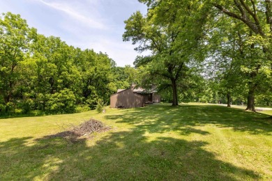 Bright, airy, and updated 4 bed, 2.5 bath Galena Territory on Eagle Ridge Inn and Resort in Illinois - for sale on GolfHomes.com, golf home, golf lot