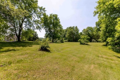 Bright, airy, and updated 4 bed, 2.5 bath Galena Territory on Eagle Ridge Inn and Resort in Illinois - for sale on GolfHomes.com, golf home, golf lot