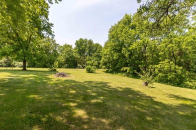 Bright, airy, and updated 4 bed, 2.5 bath Galena Territory on Eagle Ridge Inn and Resort in Illinois - for sale on GolfHomes.com, golf home, golf lot
