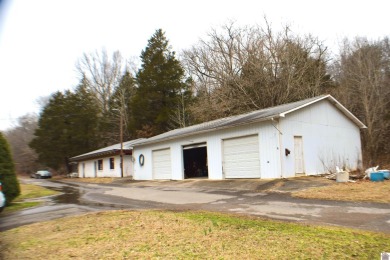 Kenlake Trailer Park Boyd's Cove. This is a business opportunity on Kenlake Par-3 State Resort Park Golf Course in Kentucky - for sale on GolfHomes.com, golf home, golf lot