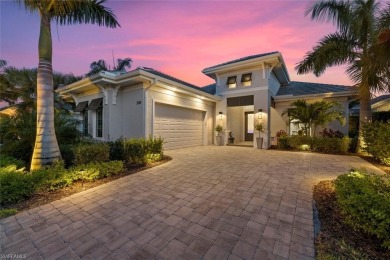 STOCK DEVELOPMENT COMPANY HOME!
GORGEOUS newer home, 3 bedrooms on The Golf Club At Fiddlers Creek in Florida - for sale on GolfHomes.com, golf home, golf lot