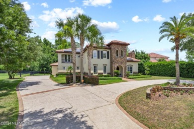 **ACCEPTING BACK UP OFFERS**  Welcome to this magnificent on Glen Kernan Golf and Country Club in Florida - for sale on GolfHomes.com, golf home, golf lot