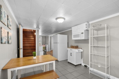 Steps from Crescent Beach--just a 3-minute walk--this furnished on Beachwood Golf Club in South Carolina - for sale on GolfHomes.com, golf home, golf lot