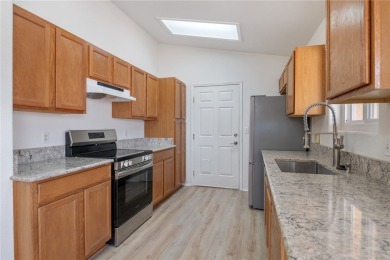 NICE HOME WITH STUNNING VIEWS, AND THE SOLAR PANELS ON THE ROOF on Valle Vista Golf Course in Arizona - for sale on GolfHomes.com, golf home, golf lot