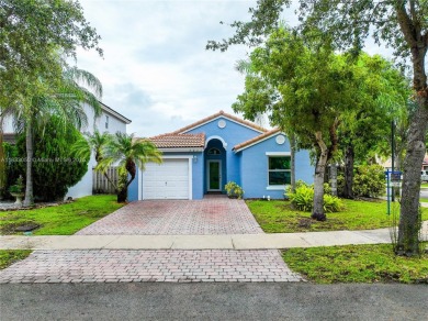 Beautiful corner single-family one-story home featuring 3 on Keys Gate Golf Club in Florida - for sale on GolfHomes.com, golf home, golf lot